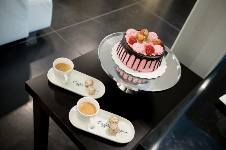 Bruidstaart met koffie